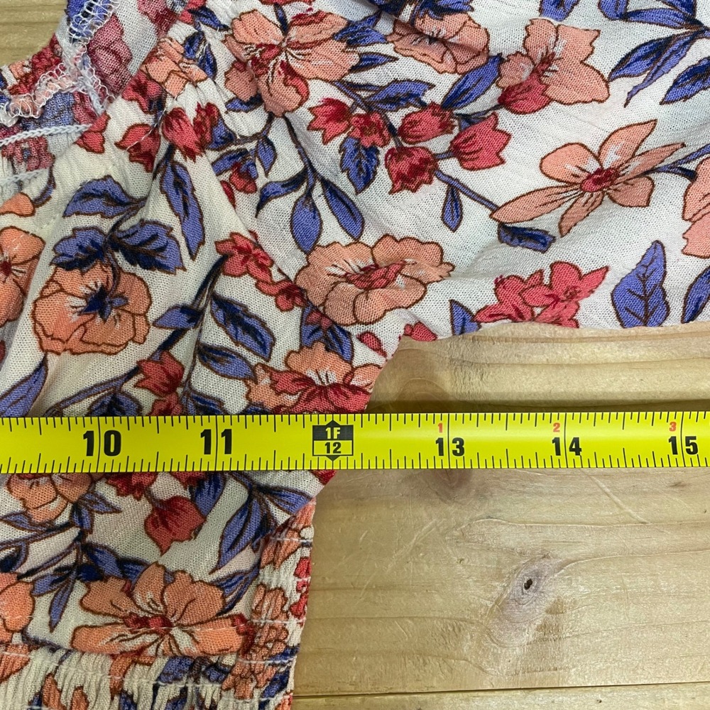Kendall + Kylie‎ Floral Smocked Tie Front Crop Top Blouse Puff Sleeve S - Picture 4 of 5